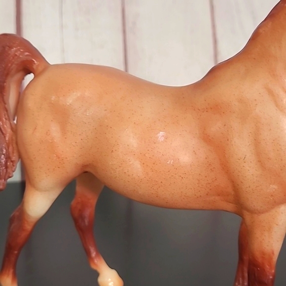 Breyer Arabian Matte Red Roan Champion is Born Horse Figurine Collectible Toy - Picture 11 of 17